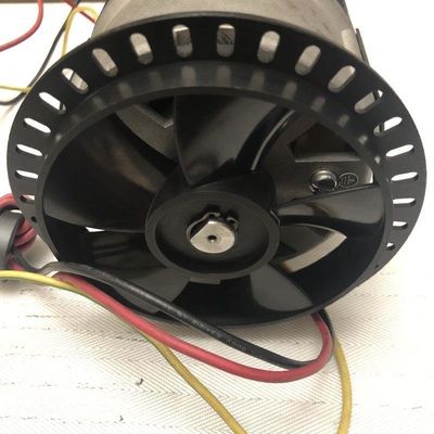 180V DC 트레드밀 모터 피트니스 장비에 대한 높은 토크 및 8.2A 연속 전류