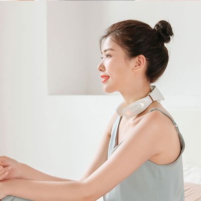 마사지 TNES 전기 펄스 OLED 디스플레이 음성 방송 원격 제어 목 마사지
